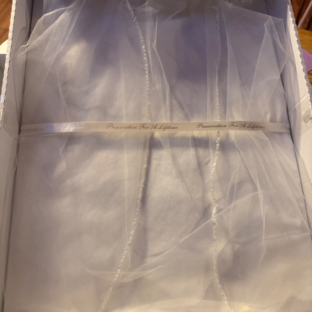 Bead and Pearl Trimmed Chapel Length Veil Davids bridal unopened from Davids bri - Picture 12 of 12